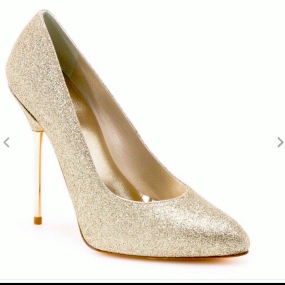 Stuart Weitzman Gold Glitter Stilletos 5.5